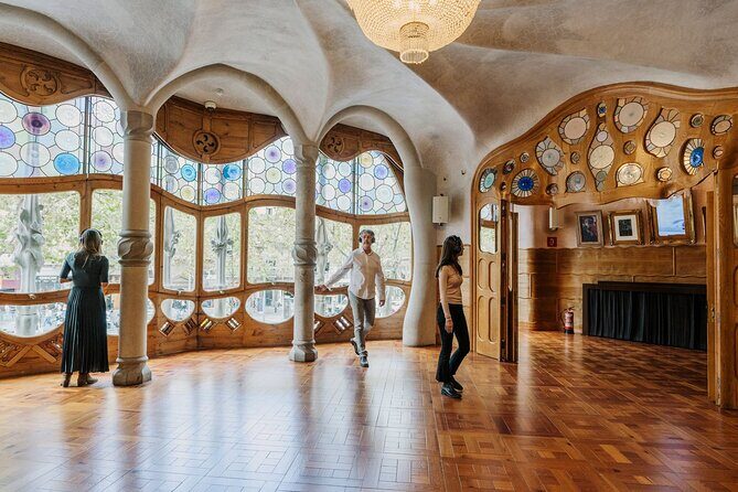 Casa Batlló First Access Insider Tour With Chocolate Breakfast - A Detailed Look at the Experience