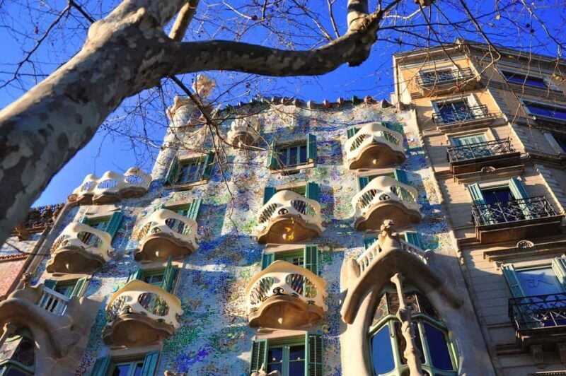 Casa Batlló First Access Tour With Sagrada Família Upgrade - What You Can Expect From the Itinerary