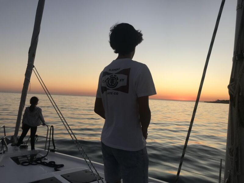 Cascais: 2-Hour Private Luxury Sunset Cruise with a Drink - What to Expect on Your Sunset Cruise