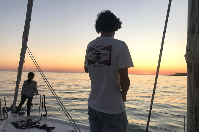 Cascais Private Luxury Sunset 2h Cruise with a drink - FAQ