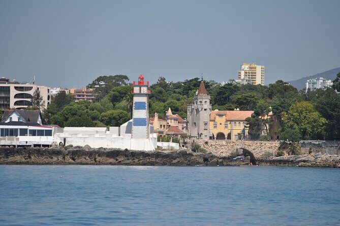 Cascais Romantic Private 2h Cruise with sparkling wine - Who Will Love This Experience?