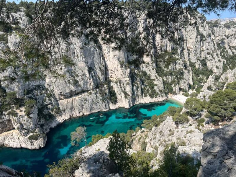 Cassis: 3 Calanques Half-Day Hiking Tour with Swimming - Family and Accessibility Considerations