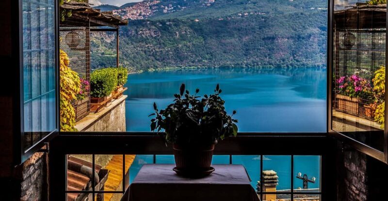 Castel Gandolfo: Papal Palace Entry Ticket and Audio Guide - Who Should Consider This Tour?