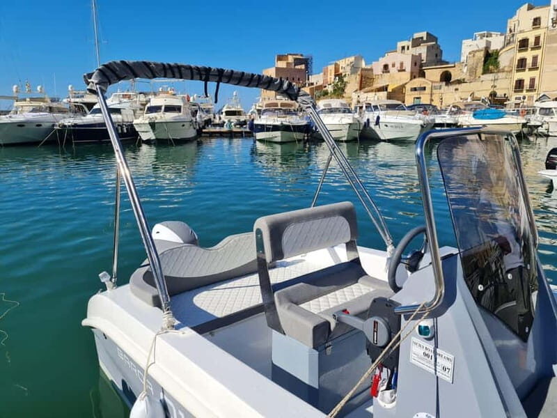 Castellammare del Golfo: Boat Rental half day in october - What It’s Like on Deck