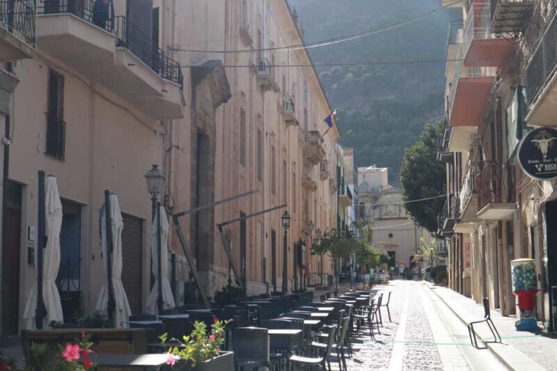 Castellammare del Golfo: Lights and Shadows - Exploring Castellammare del Golfo: What to Expect