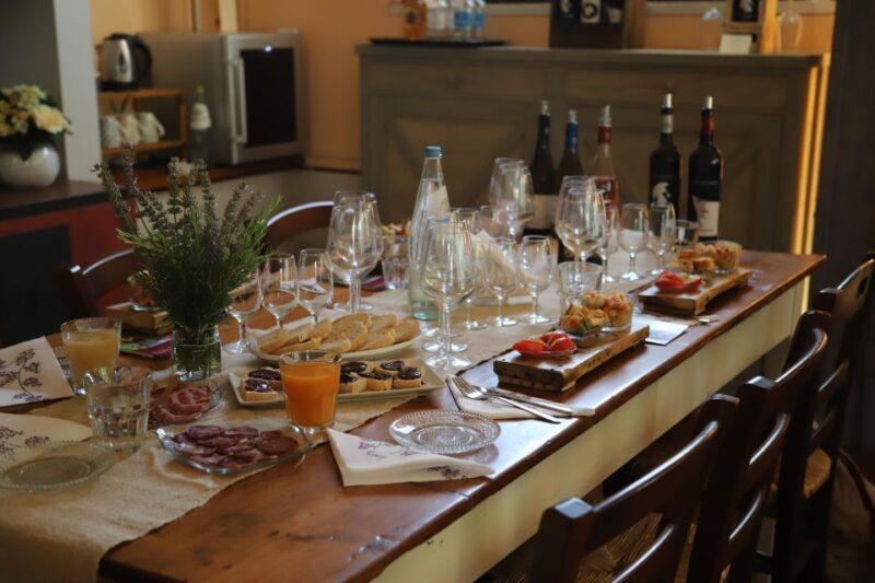 Castiglion Fiorentino: Buccelletti Wine Flight - A closer look at the Buccelletti Wine Flight