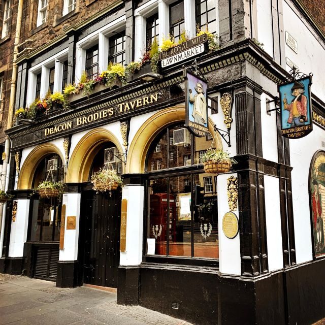 Castle & Cobblestones: 8-Hour Private Edinburgh Walking Tour - A Detailed Look at the Edinburgh Castle & Cobblestones Tour