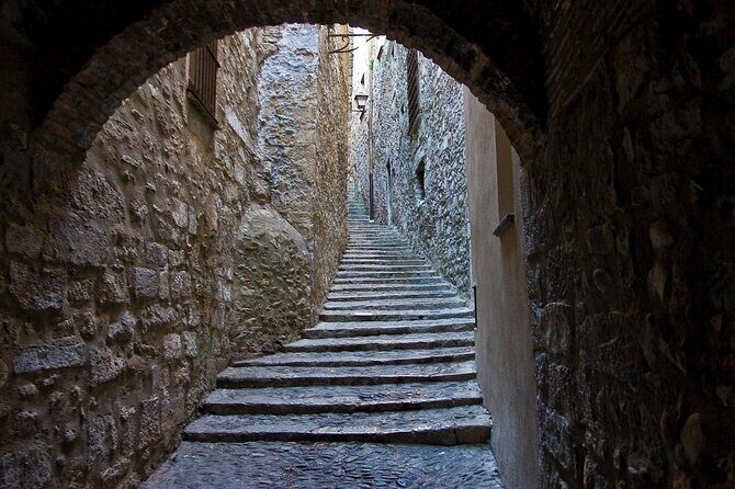 Catalonia Private Tour with Medieval Towns and Montserrat with Transport - Key Points