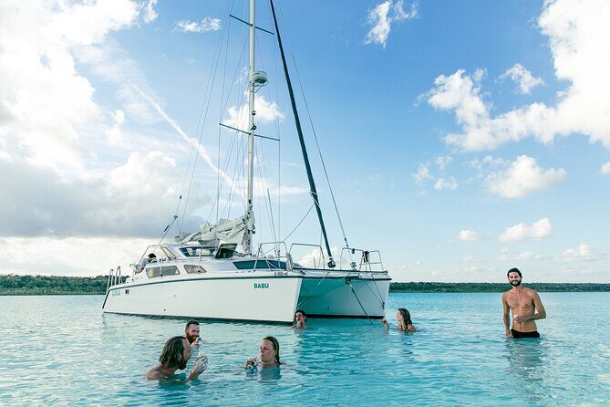 Catamaran Adventure: Sailing and Swimming in the Bacalar Lagoon - FAQ