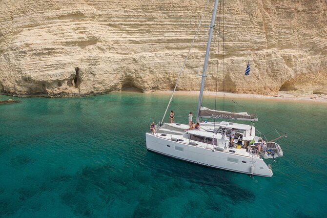 Catamaran All inclusive-Day Cruise to Naxos or Paros with Lunch - FAQs
