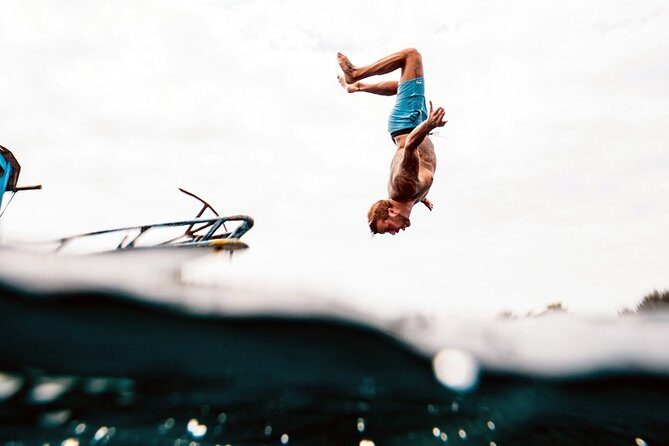 Catamaran Booze Party With Open Bar in Cancun - Is It Worth the Price?