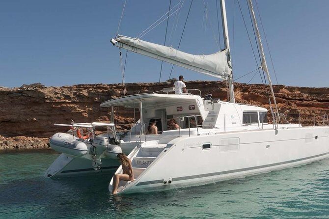 Catamaran cruise in Mykonos with Meal, Drinks & Transport - FAQ