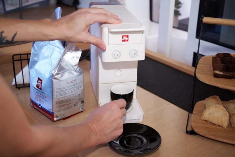 Catamaran Cruise to Elafonisi & Kedrodasos: Lunch & Open Bar - Who Should Consider This Tour?