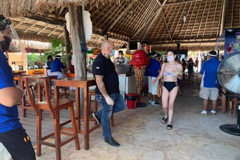 Catamarán Cruise to Isla Mujeres & Buffet Lunch - Visiting Isla Mujeres