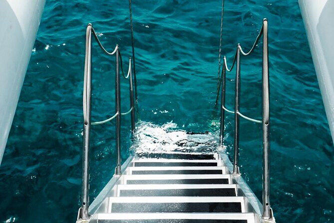 Catamaran Cruise to Papagayo beaches, lunch and water activities - FAQ