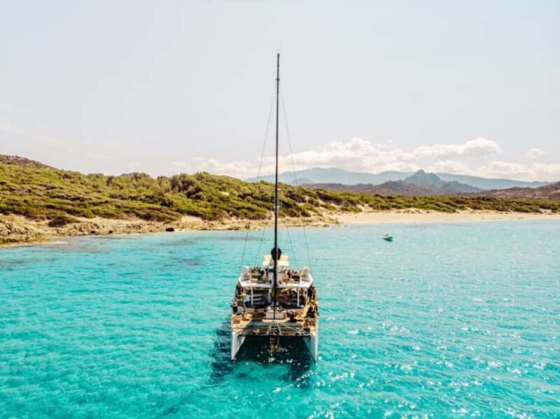 Catamaran day excursion - Key Points