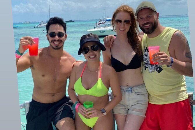 Catamaran for couples an open bar to Isla Mujeres From Cancun - Exploring the Catamaran for Couples with Open Bar to Isla Mujeres From Cancun