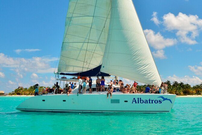 Catamaran Platinum to Isla Mujeres, Snorkel, Buffet and Open Bar - Who Will Love This Tour?