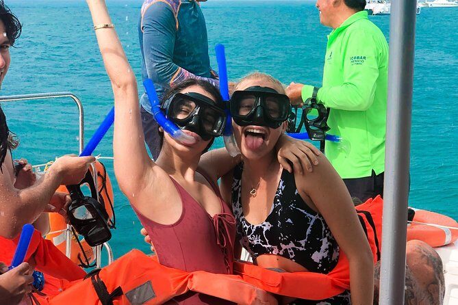 Catamaran Sailing and Snorkeling to Isla Mujeres from Cancun - FAQ