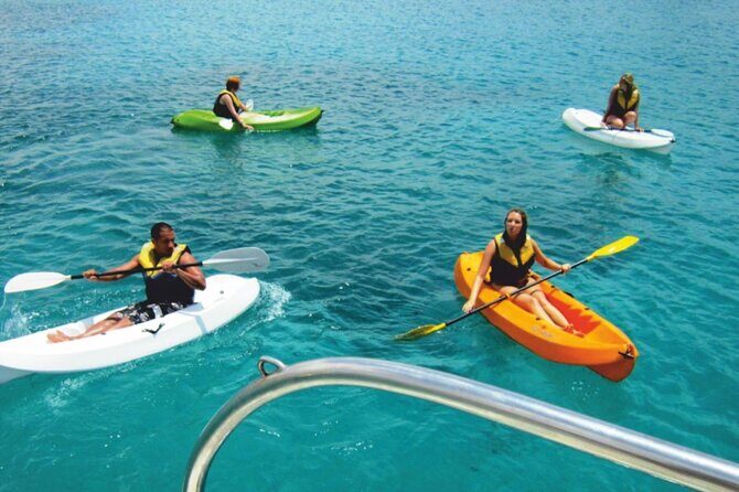 Catamaran Sailing Day To La Graciosa with Lunch - What the Experience Looks Like