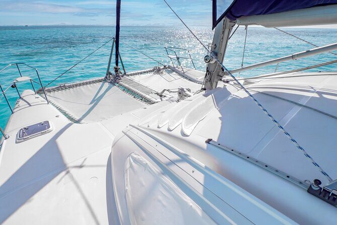 Catamaran Snorkeling with Openbar & Lunch Cancun to Isla Mujeres - The Sum Up