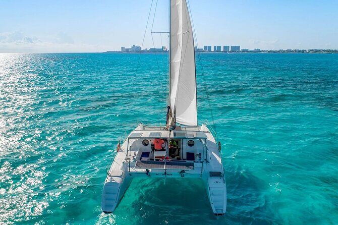 Catamaran Tour to Isla Mujeres from Cancún with Bar and Lunch - The Itinerary in Detail