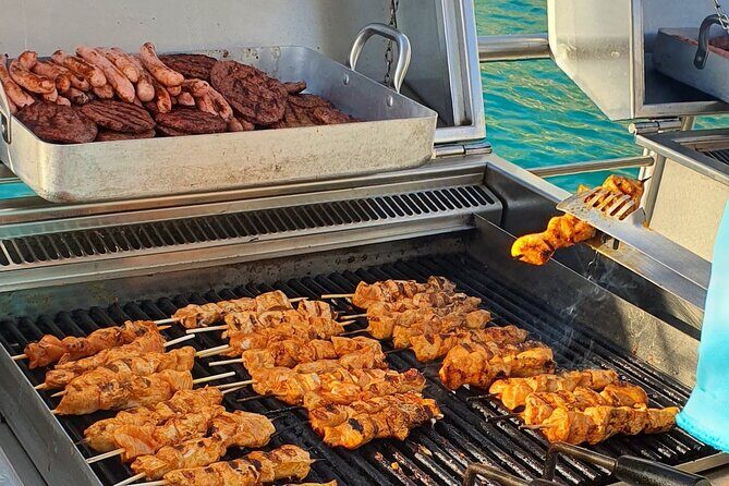 Catamaran with BBQ in the Bay of Palma - The BBQ Experience
