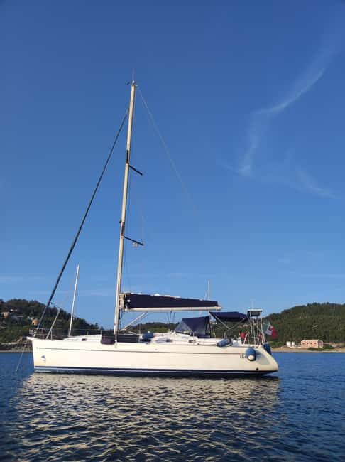 Catania: Boat tour with brunch and/or aperitif - The Practical Side: Who and What to Expect