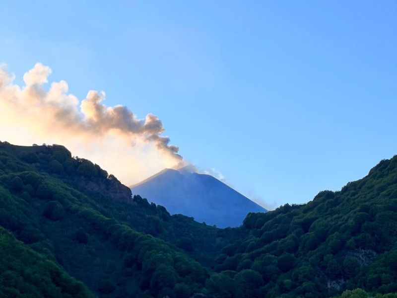 Catania: Etna Sunset Tour with Pickup and Drop-off - What to Bring (So You Don’t Spend the Tour Borrowing Warmth)
