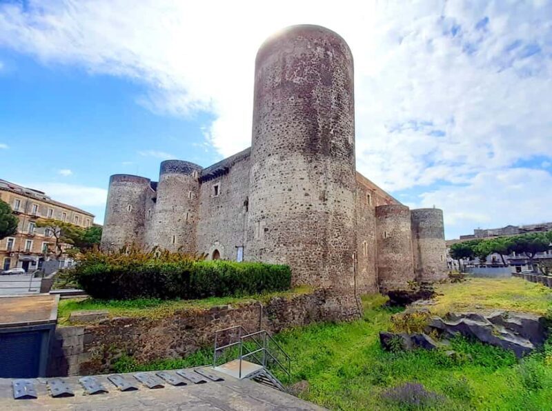 Catania: walking tour with tasting - FAQ