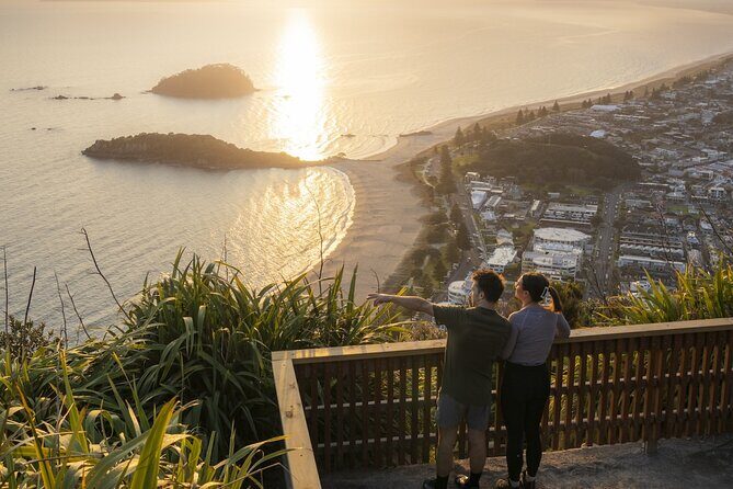 Cathedral Cove & Hot Water Beach with Lunch from Auckland - What Makes This Tour Stand Out?