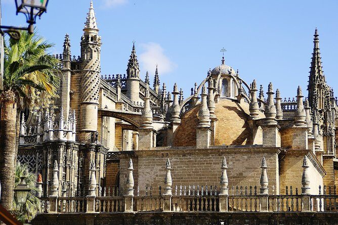 Cathedral & Giralda of Seville Exclusive Group, max. 9 travelers - What’s Included and What’s Not