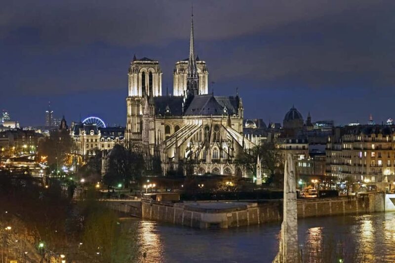 Cathedral of Notre-Dame de Paris - Small-group Guided Tour - Meeting Point and Logistics