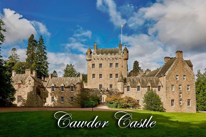 Cawdor Castle, Culloden Battlefield and Clava Cairns - An Honest Look at the Itinerary