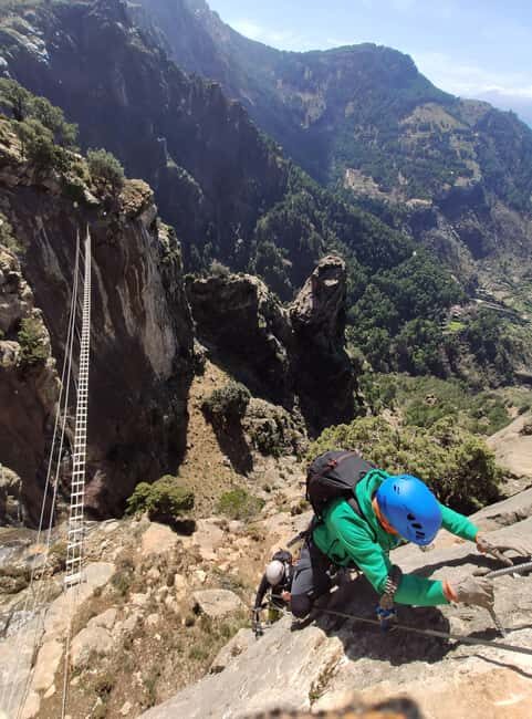 Cazorla: Via Ferrata La Escaleruela with a Guide - FAQ