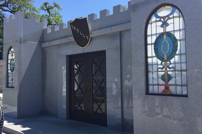 Cemetery Tour New Orleans - Key Points