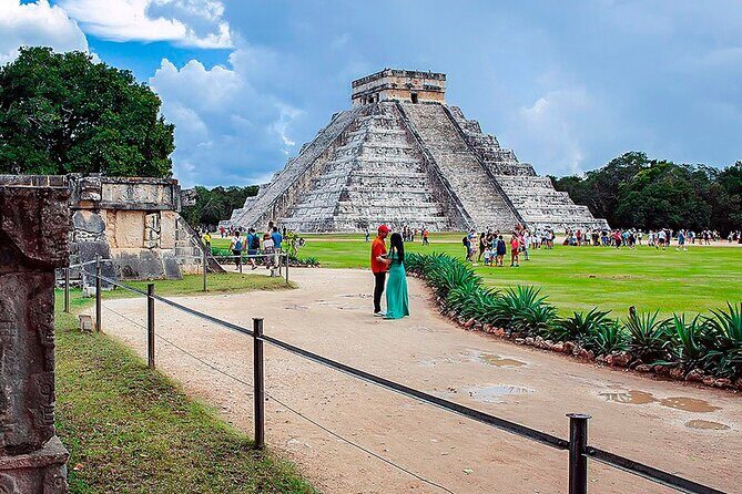 Cenote Hubiku & Ikkil Swim and Chichen Itza Tour from Tulum City - FAQ