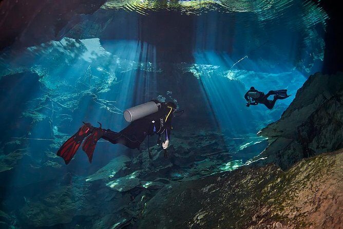 Cenotes diving - Practical Considerations and Tips