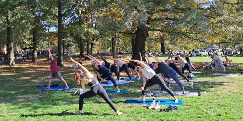 Central Park, New York: Yoga Classes in the park since 2012 - Group Size and Accessibility