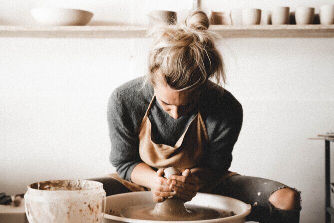 Ceramic studio Ericeira - Gaelle Ceramica - Exploring the Ceramic Studio Experience in Lisbon with Gaelle Ceramica