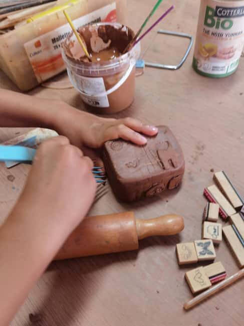 Ceramic workshop visit and pottery class - FAQs