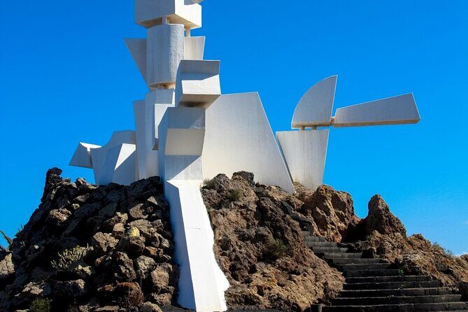 César Manrique: Northern Lanzarote Guided Tour - Key Points