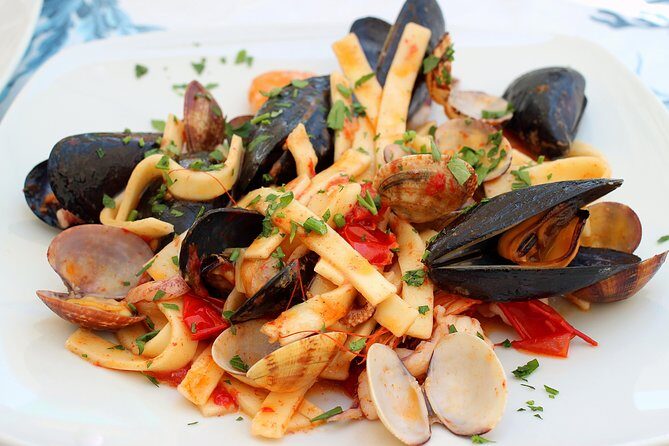 Cesarine: Pasta and Tiramisu class in Ischia - Who Should Consider This Experience?