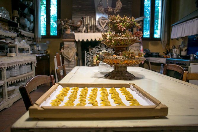Cesarine: Small group Pasta and Tiramisu class in Modena - FAQ