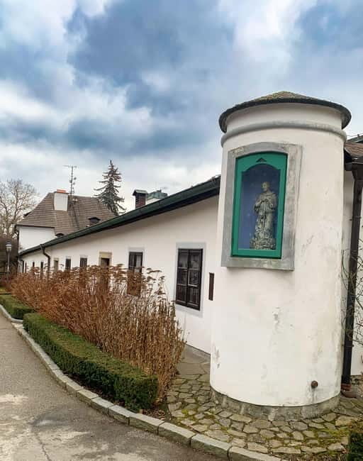 Cesky Krumlov (CK) Day Trip from Prague (hotel pick up) - A Closer Look at the Český Krumlov Day Trip