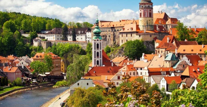Cesky Krumlov Private Tour From Prague - Is This Tour Right for You?