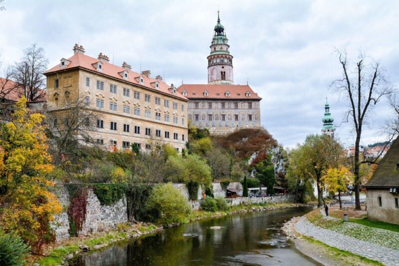 Cesky Krumlov: Private Walking Tour - The Practical Side: Pricing & Group Size