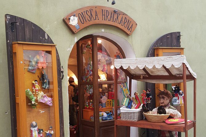 Cesky Krumlov Small-Group Day Trip from Vienna - FAQ