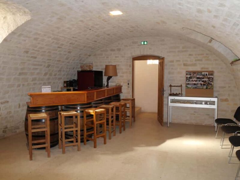 Chablis: Tour and tasting Family-run winery - The Sum Up