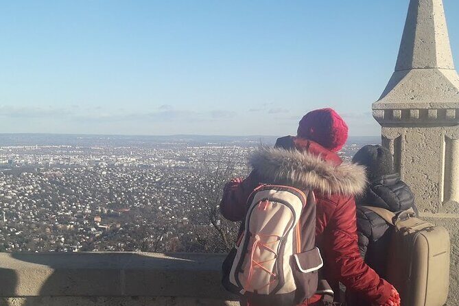 Chairlift to the highest point of the city - The Return Trip and Overall Duration